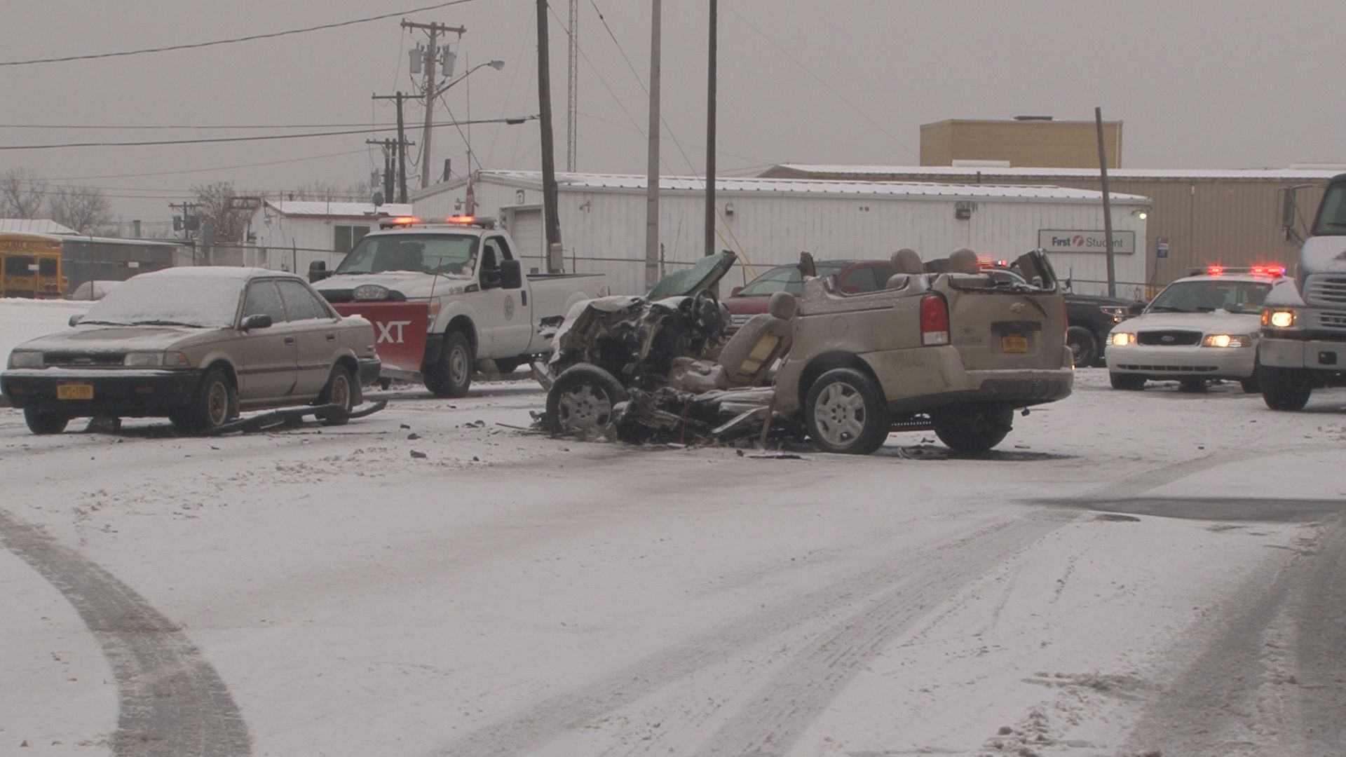 Accident ties up traffic on Bailey Avenue